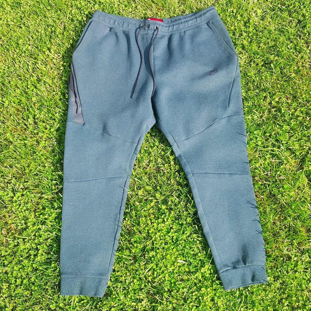 Nike Fleece Tech joggers size XXL